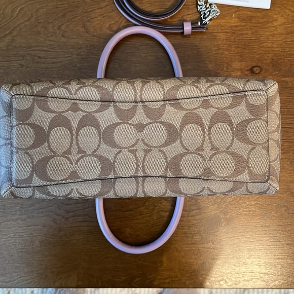Lavender and tan Coach purse. New in perfect condition - Picture 7 of 8